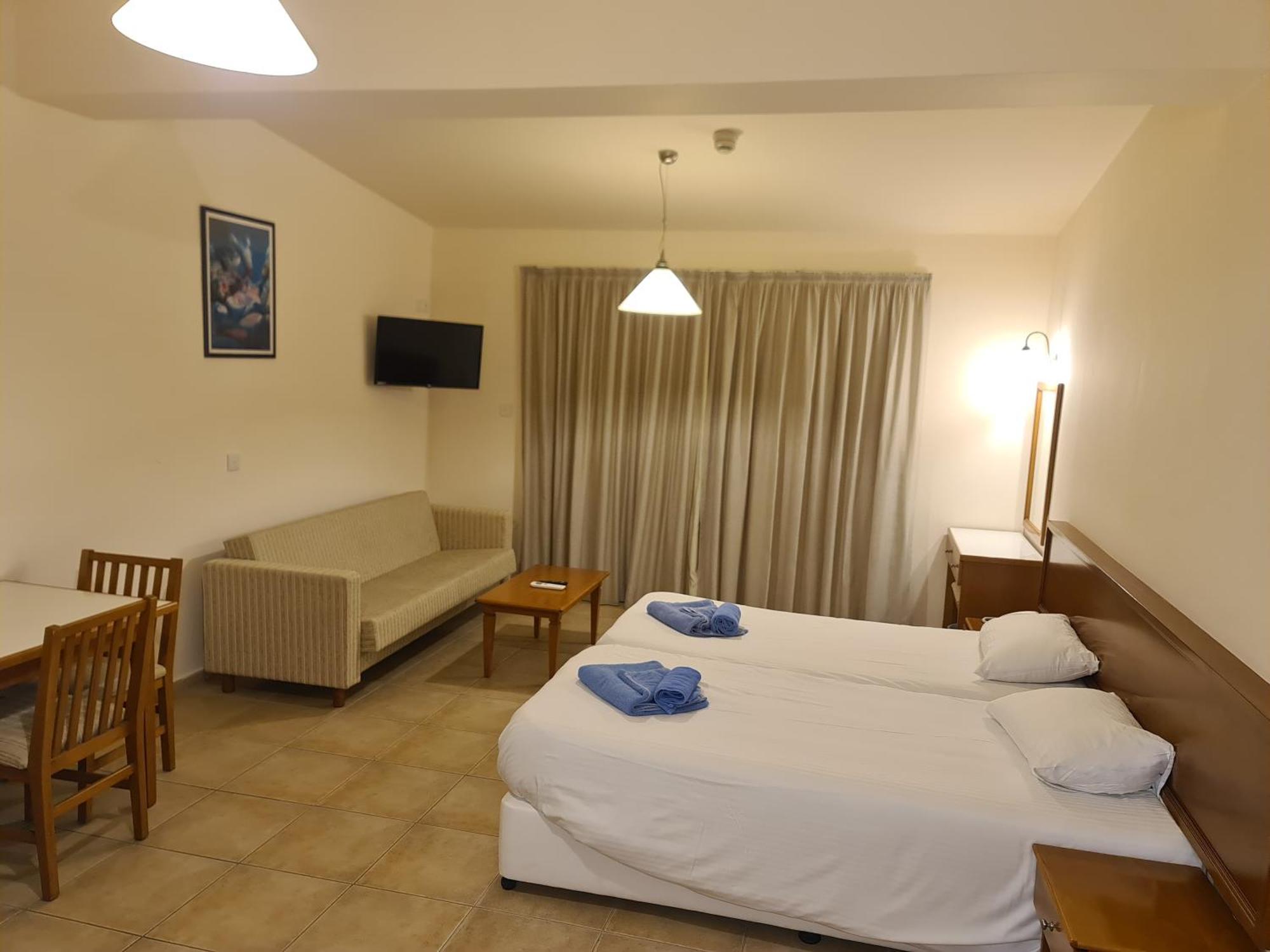 Nissiana Hotel & Bungalows Ayia Napa Exterior foto