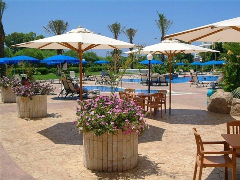 Nissiana Hotel & Bungalows Ayia Napa Exterior foto