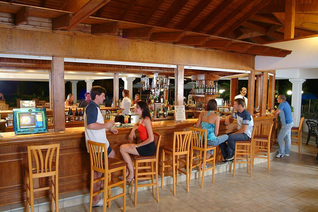 Nissiana Hotel & Bungalows Ayia Napa Exterior foto
