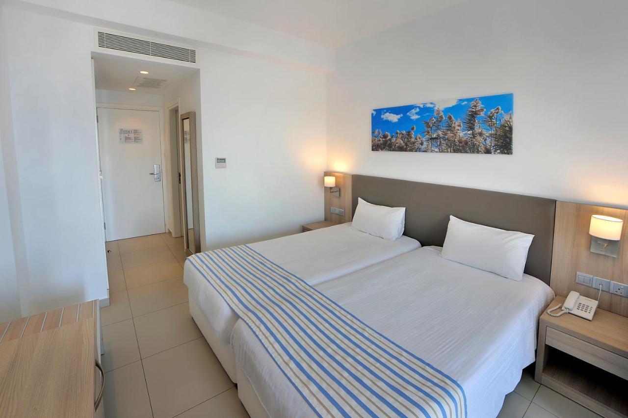 Nissiana Hotel & Bungalows Ayia Napa Exterior foto
